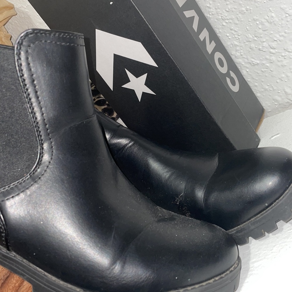 Chelsea boots - Picture 2 of 2